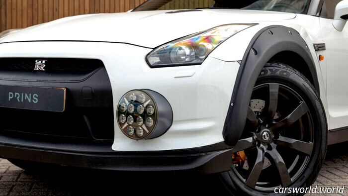 Qualcuno ha costruito una Nissan GT‑R fuoristrada, ma c'è un problema | Carscoops